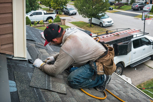 Professional Emergency Roof Repair technician working in Morocco, IN